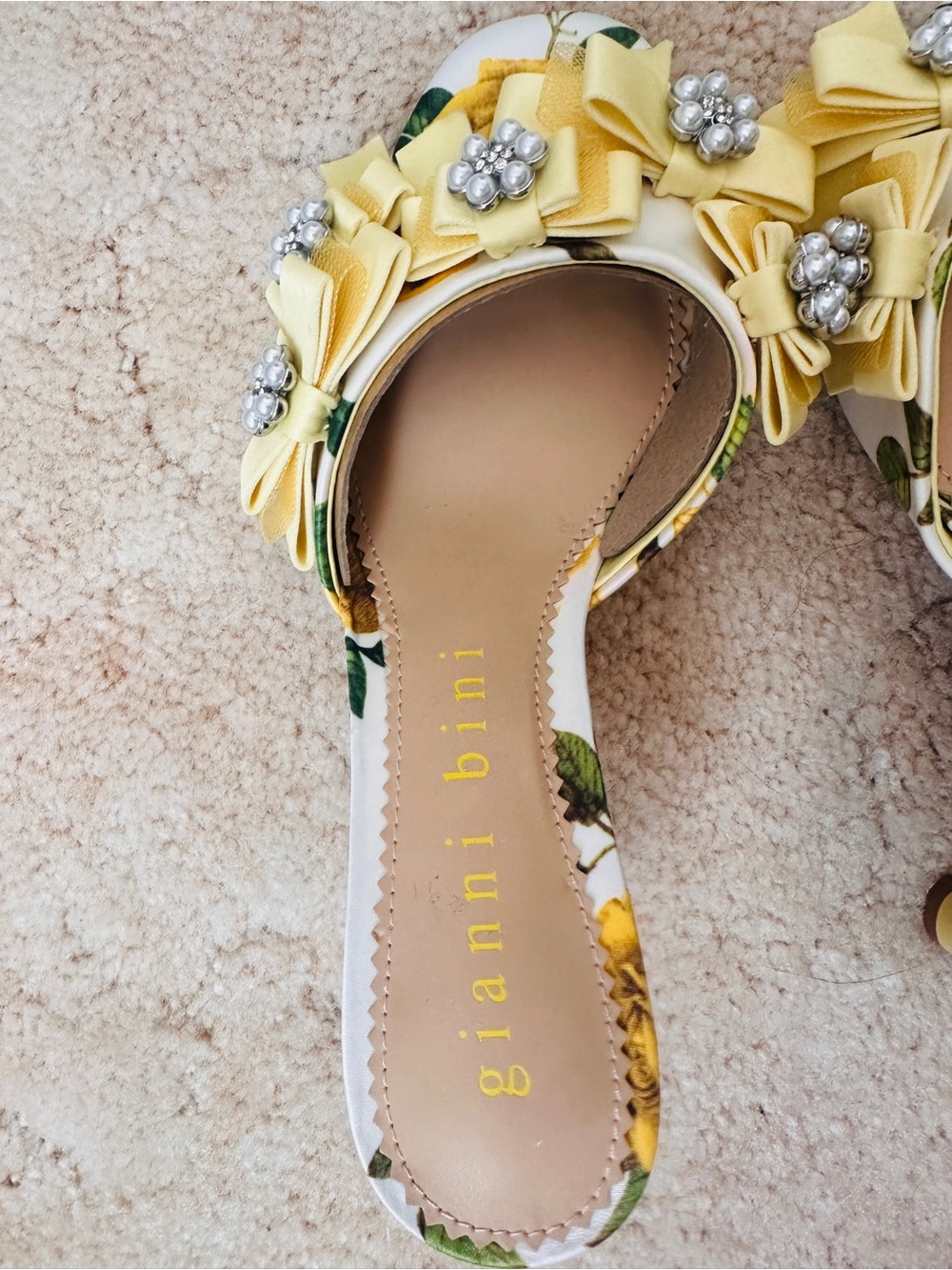 Gianni Bini Lele Embellished Yellow Floral Bow Pearl-Cluster Heels 6 - Picture 7 of 8